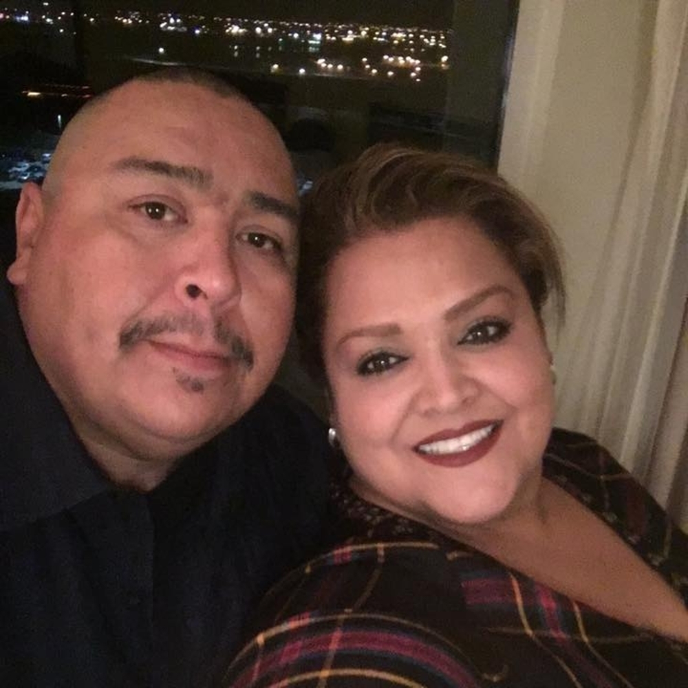 Meet your Posher, Carlos n betty